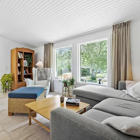 Hyggeligt Og Rummeligt Feriehus
